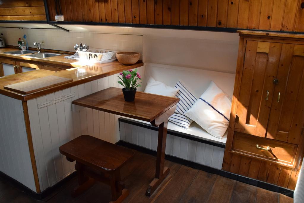 Boat-Apartment Rotterdam Fokkelina Ngoại thất bức ảnh